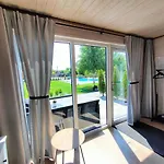 Διαμέρισμα Slonce I Woda Caloroczne, Podgrzewany Basen, Balia Z Jacuzzi, Klimatyzacja, Bezplatny Parking Łeba
