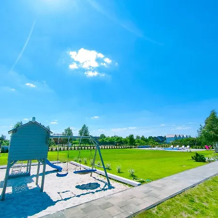 Apartment Slonce I Woda Domki Caloroczne, Internet Satelitarny Starlink, Klimatyzacja, Podgrzewany Basen, Bezplatny Parking *