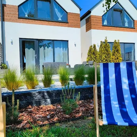 Slonce I Woda Domki Caloroczne, Internet Satelitarny Starlink, Klimatyzacja, Podgrzewany Basen, Bezplatny Parking Apartment *