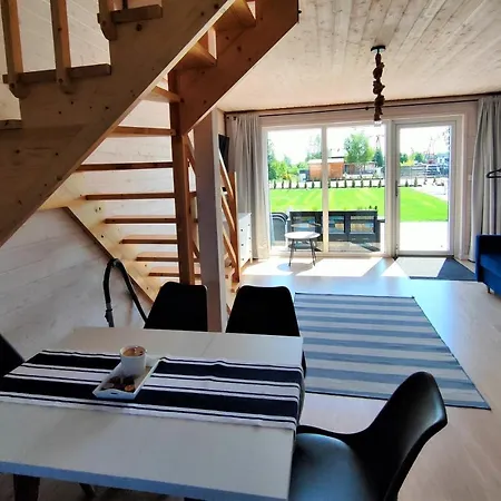 Appartement Slonce I Woda Caloroczne, Podgrzewany Basen, Klimatyzacja, Bezplatny Parking Łeba