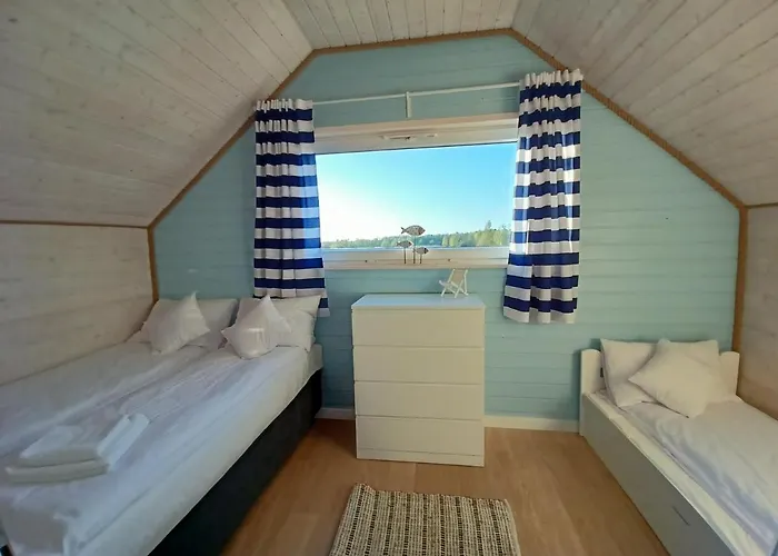 Slonce I Woda Caloroczne, Podgrzewany Basen, Balia Z Jacuzzi, Klimatyzacja, Bezplatny Parking Łeba