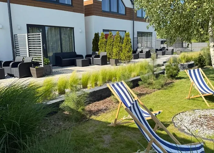 Slonce I Woda Caloroczne, Podgrzewany Basen, Balia Z Jacuzzi, Klimatyzacja, Bezplatny Parking Apartamento Łeba